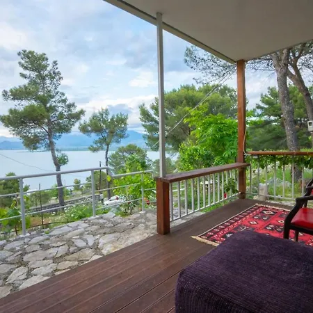 Among The Trees Holiday home